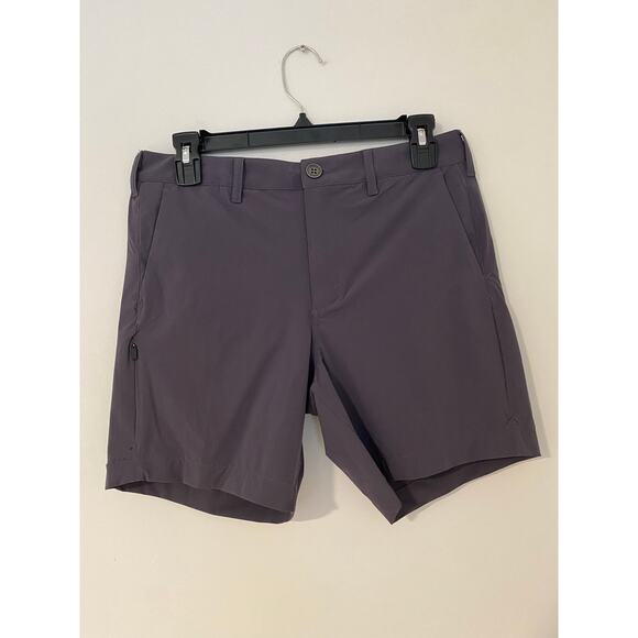 NWOT Cuts Men’s Shorts 6” inch Inseam Athletic Size 26 Dark Gray - Picture 1 of 8